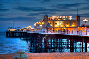 De pier wordt met led verlicht