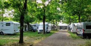 groen opgezette camping