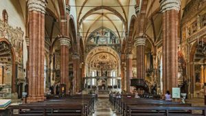 interieur kathedraal